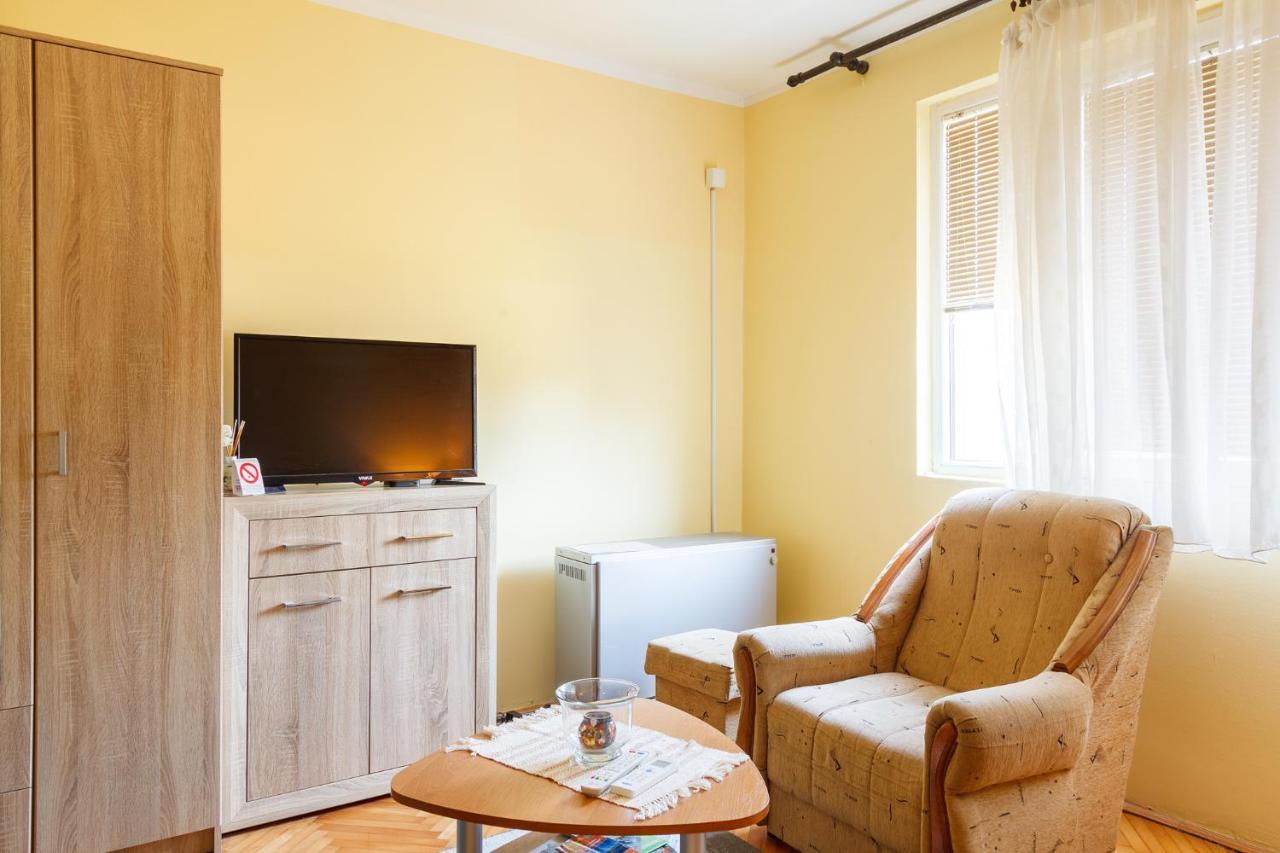 Apartman Bogojevic Golubac Esterno foto